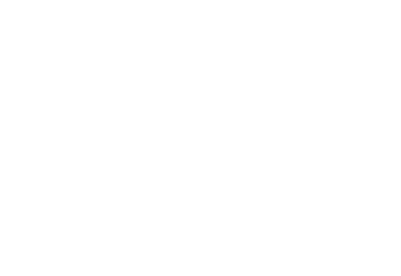 När jag studerade vid ESI (Eric Sahlström Institutet) så fanns där två oktavnyckelharpor byggda av Olle Plahn.Jag fastnade för ljudet. Cello-register och med resonanssträngar var bara för coolt. Jag tycker att hans harpor har ett fint ljud, och att harporna är väldigt lättspelade. Det är bara att stämma nyckelharpan och sen sätta sig och spela.
Jonathan Wanneby